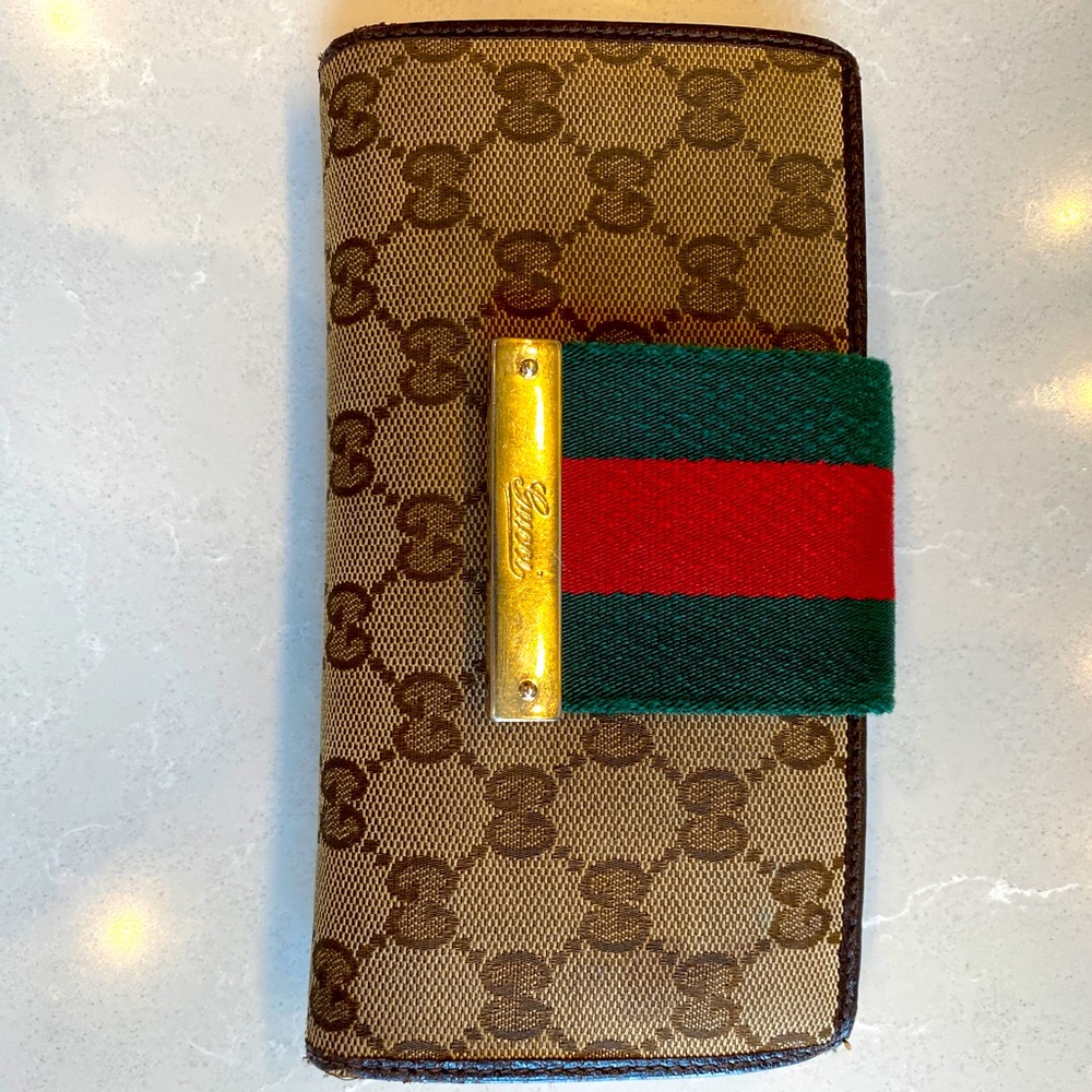 Gucci wallet